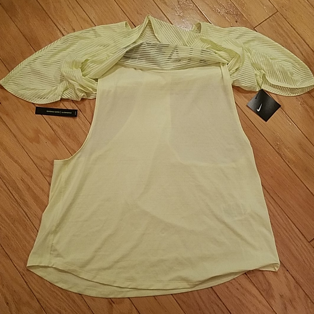 NWT Nike top - Picture 3 of 11